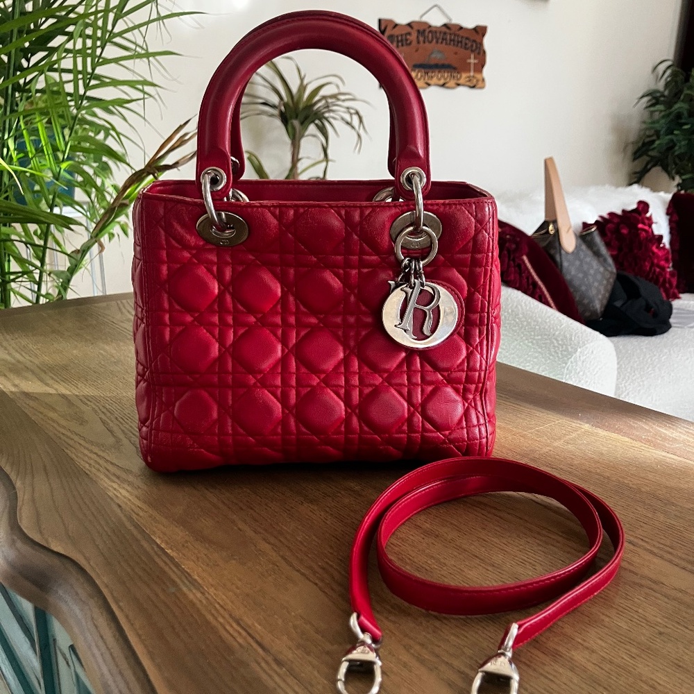 LADY DIOR